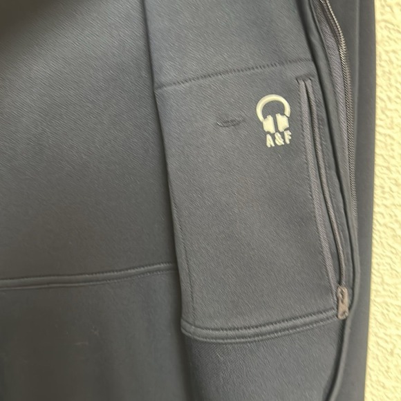 Abercrombie & Fitch‎ Active Muscle Navy Blue Hooded Jacket, Size XXL - Picture 5 of 6